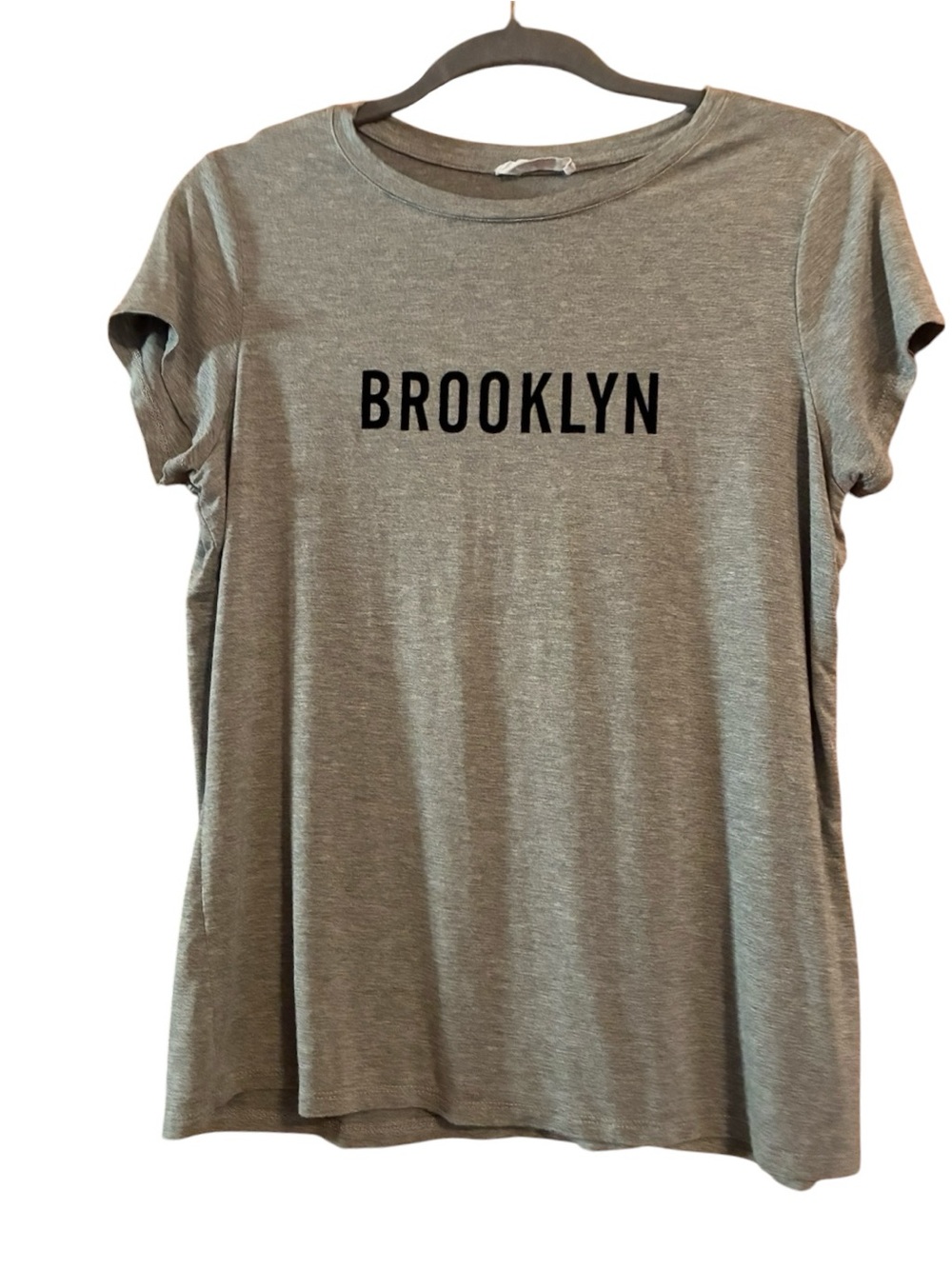 NWOT GREY BROOKLYN TSHIRT SIZE M